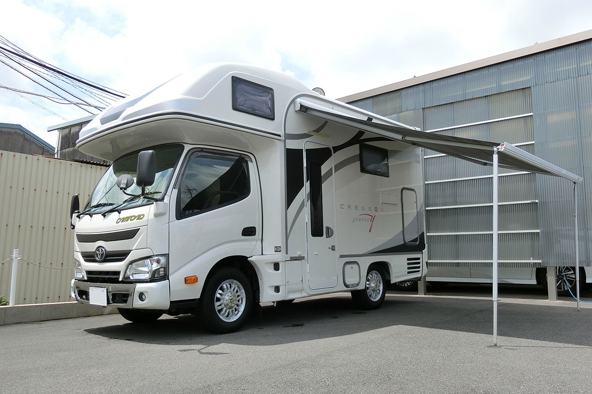 Cresson journey:Side awning