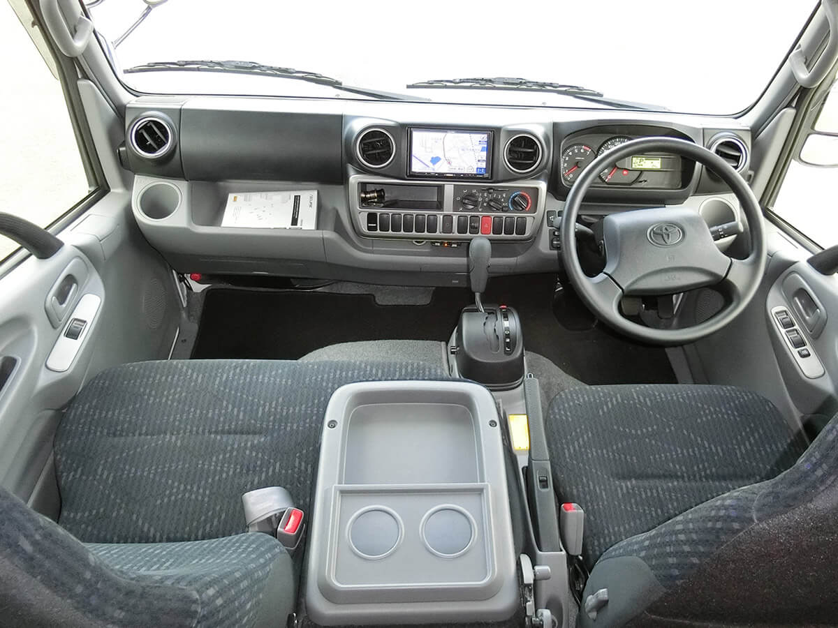 Cresson:Driver's seat (in a car)